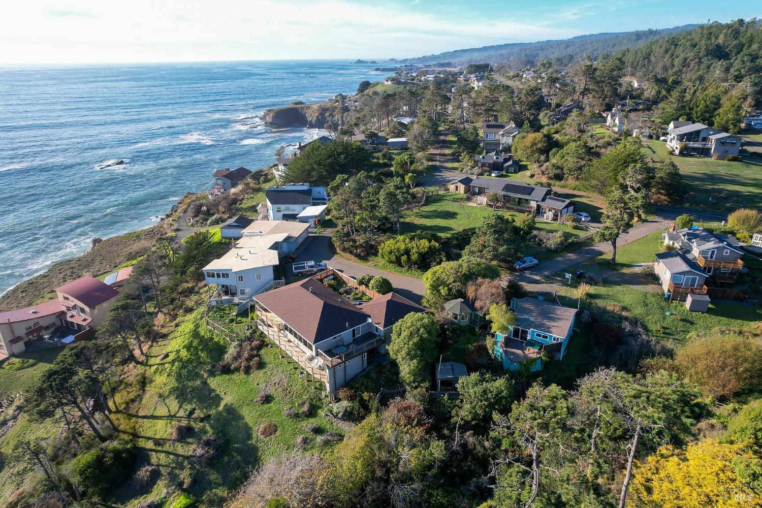 Detail Gallery Image 50 of 69 For 38882 Honey Run Ln, Gualala,  CA 95445 - 1 Beds | 1 Baths