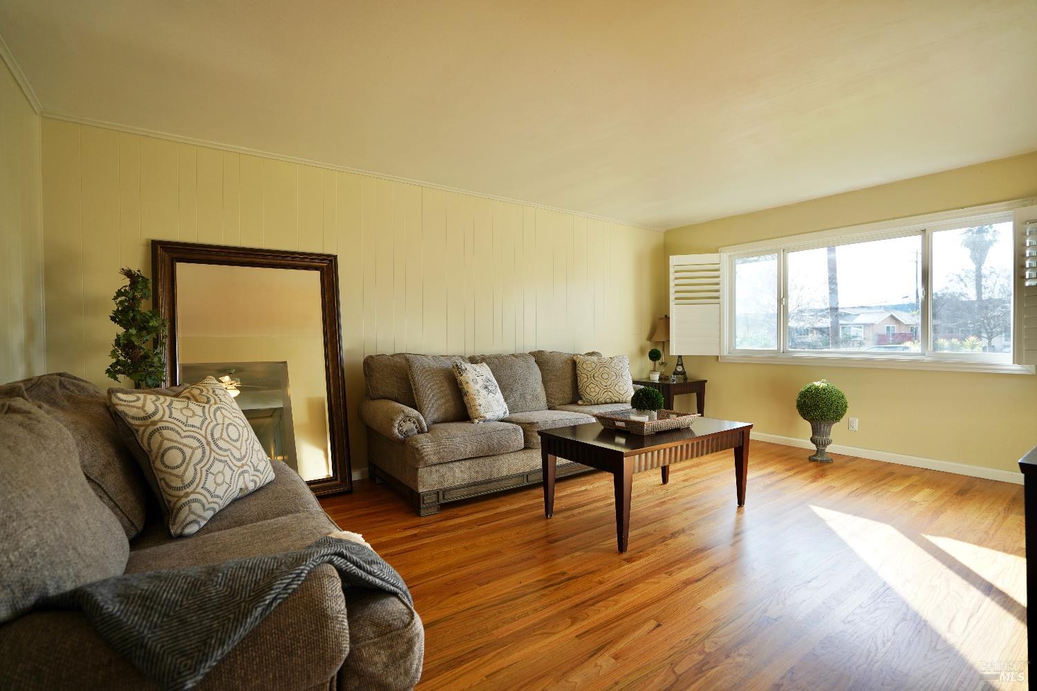 Detail Gallery Image 6 of 34 For 3538 Baxter Ave, Napa,  CA 94558 - 3 Beds | 2 Baths