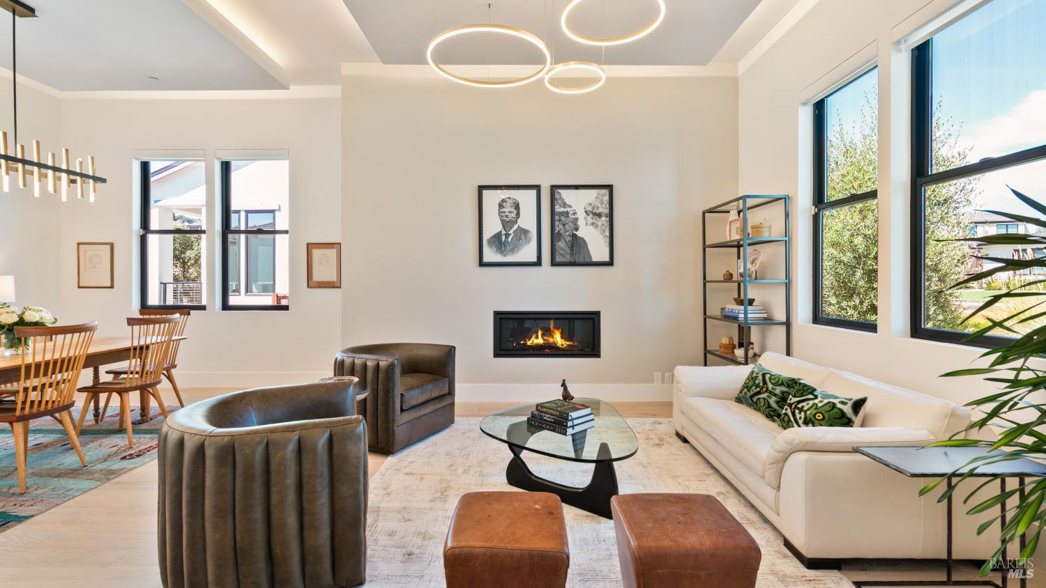 Detail Gallery Image 9 of 49 For 3735 Lakebriar Pl, Santa Rosa,  CA 95403 - 4 Beds | 4 Baths