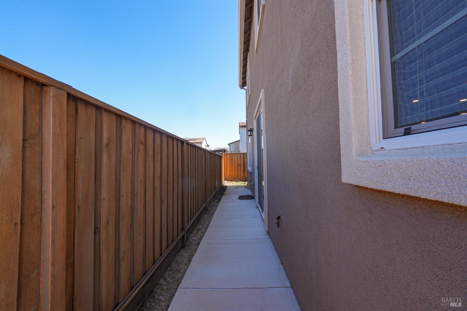 Detail Gallery Image 37 of 39 For 2612 Newberry St, Fairfield,  CA 94533 - 4 Beds | 3 Baths