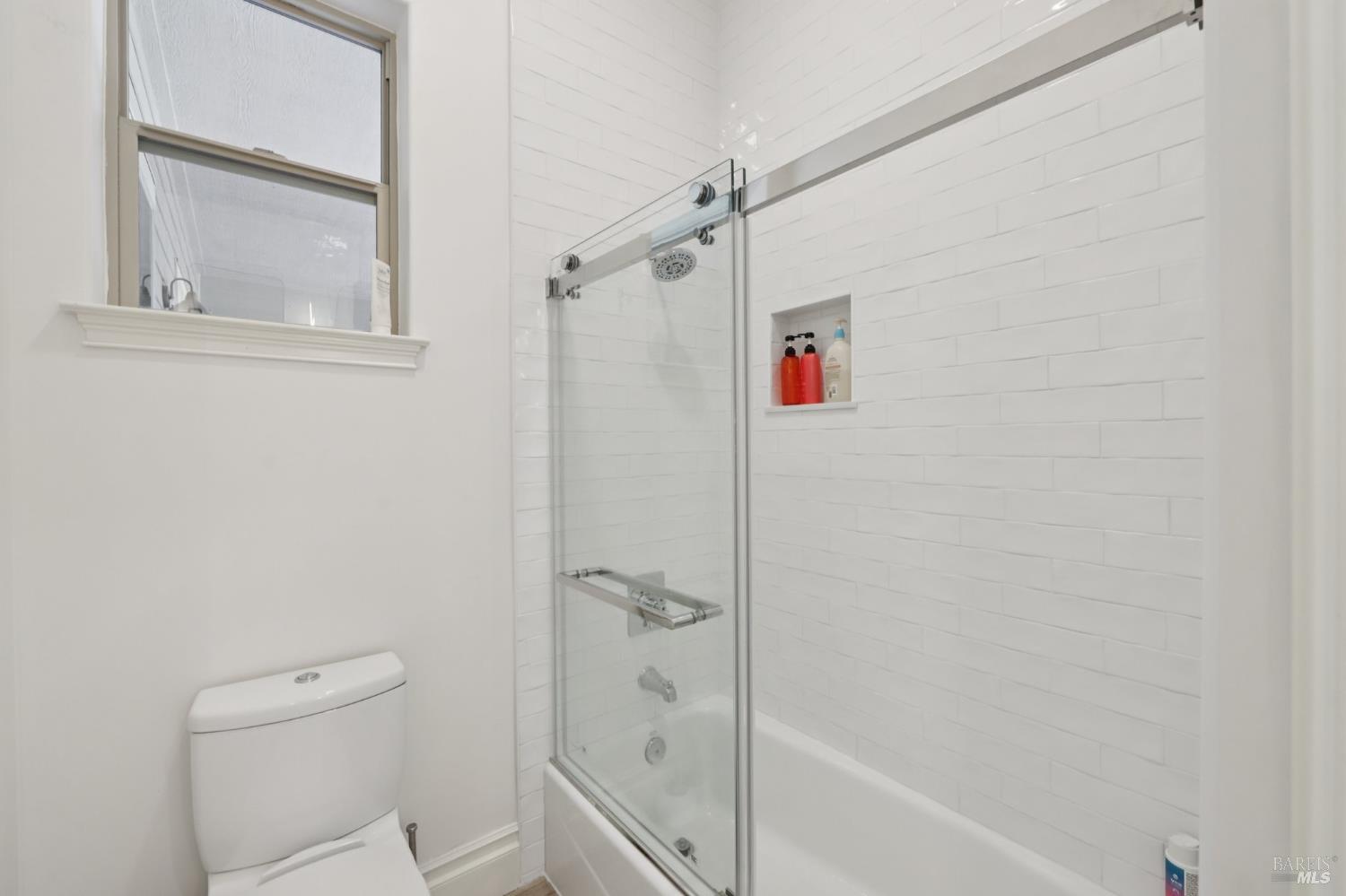 Detail Gallery Image 49 of 70 For 5969 Vista Rdgs, Santa Rosa,  CA 95409 - 5 Beds | 3/1 Baths