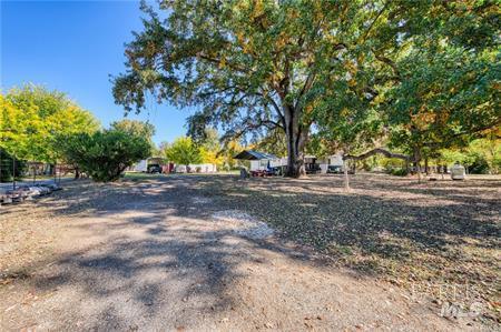 Detail Gallery Image 25 of 41 For 11694 Old Spruce Grove Rd, Lower Lake,  CA 95457 - 1 Beds | 1 Baths