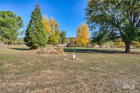 Detail Gallery Image 18 of 41 For 11694 Old Spruce Grove Rd, Lower Lake,  CA 95457 - 1 Beds | 1 Baths