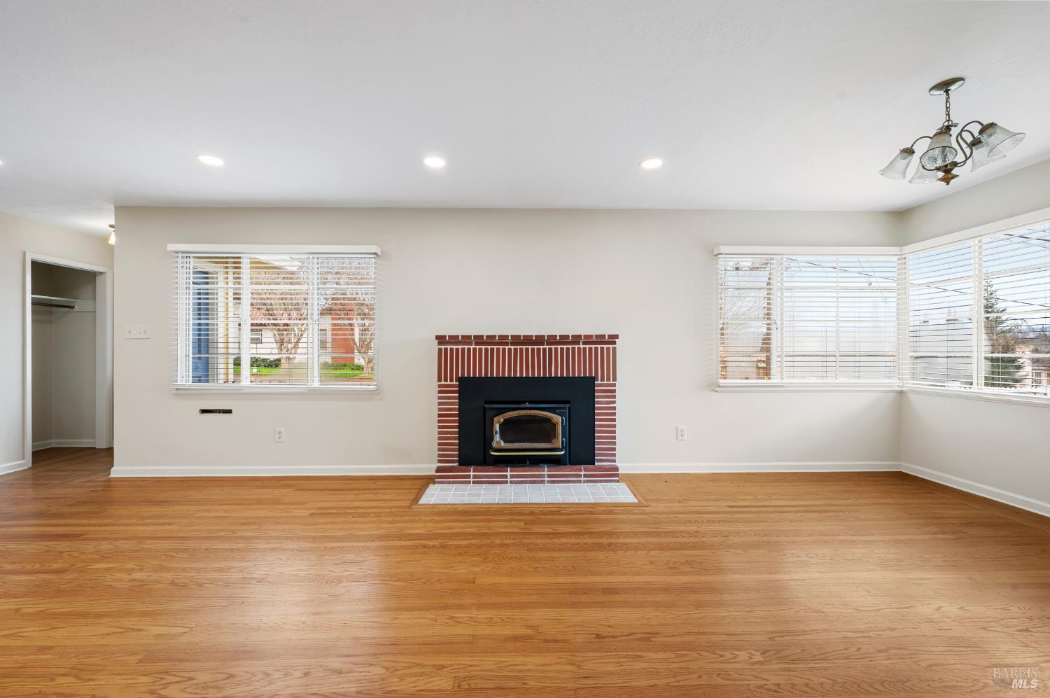 Detail Gallery Image 17 of 50 For 1 Griggs Ln, Napa,  CA 94558 - 2 Beds | 1/1 Baths