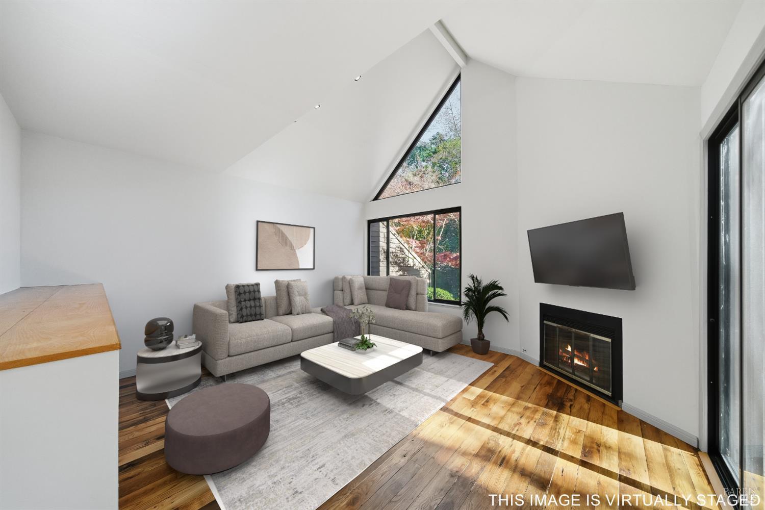 Detail Gallery Image 9 of 40 For 3316 Parker Hill Rd, Santa Rosa,  CA 95404 - 2 Beds | 1/1 Baths