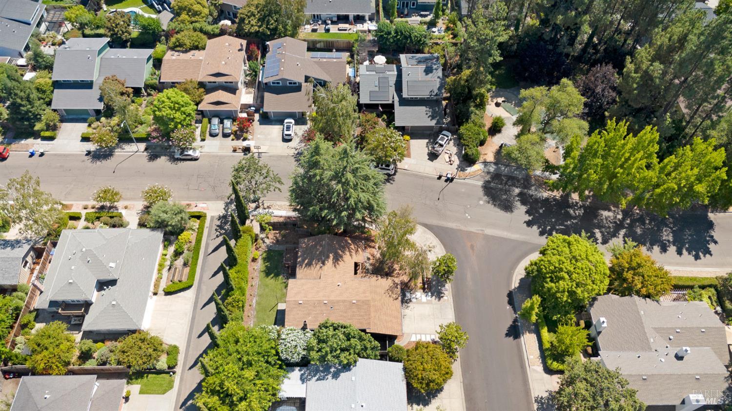 Detail Gallery Image 50 of 51 For 690 Hudson Ct, Sonoma,  CA 95476 - 4 Beds | 3 Baths