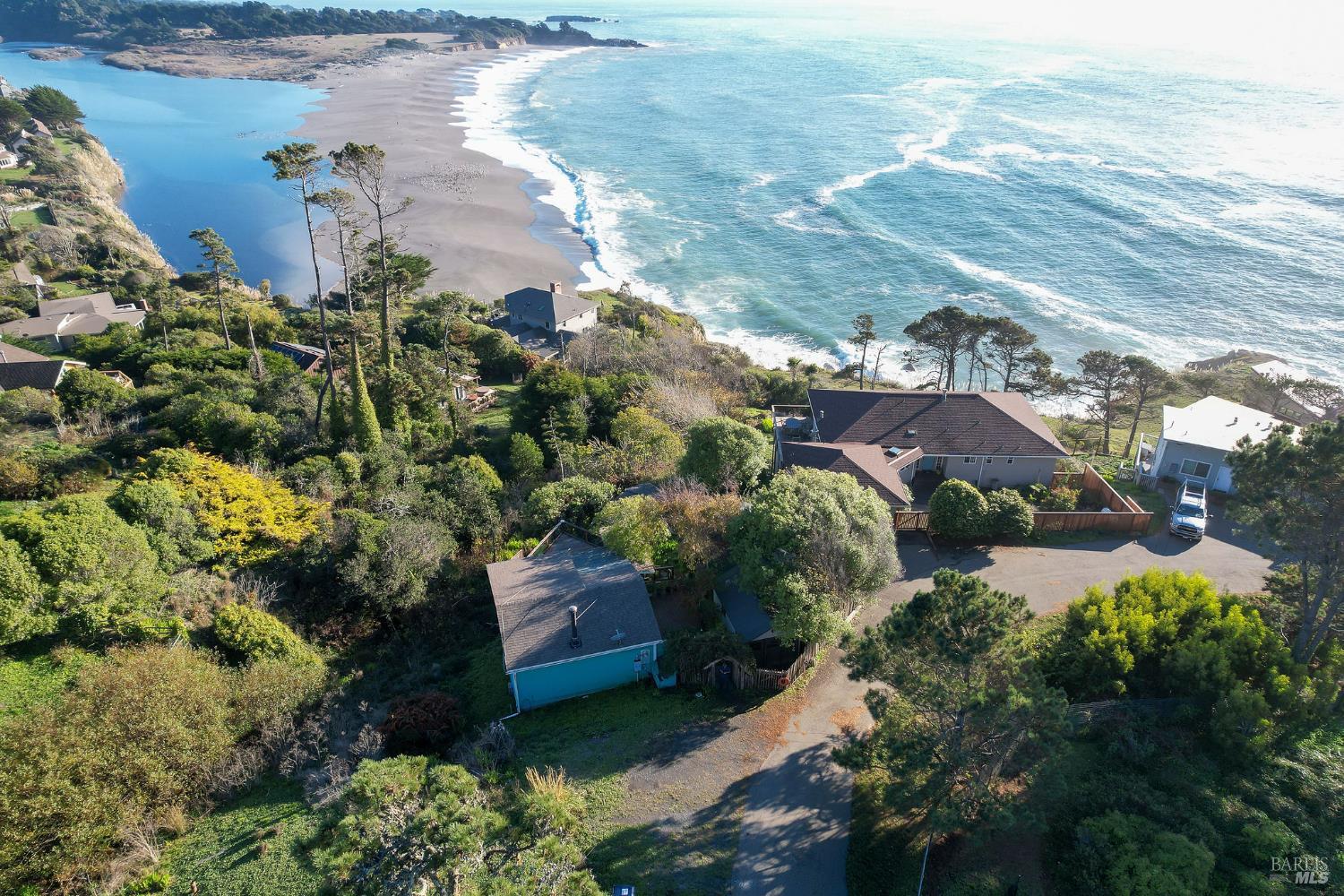 Detail Gallery Image 35 of 69 For 38882 Honey Run Ln, Gualala,  CA 95445 - 1 Beds | 1 Baths