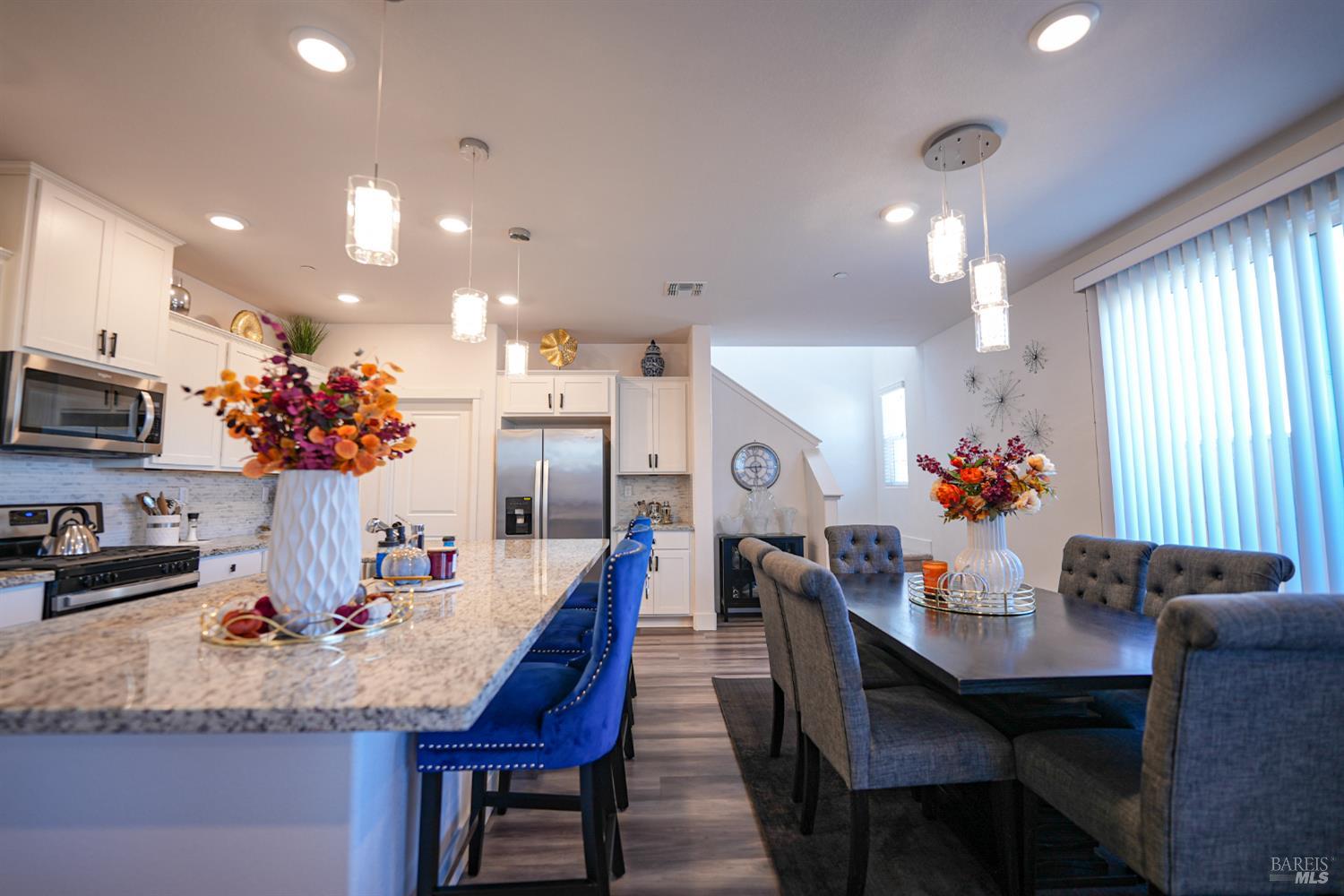 Detail Gallery Image 16 of 39 For 2612 Newberry St, Fairfield,  CA 94533 - 4 Beds | 3 Baths