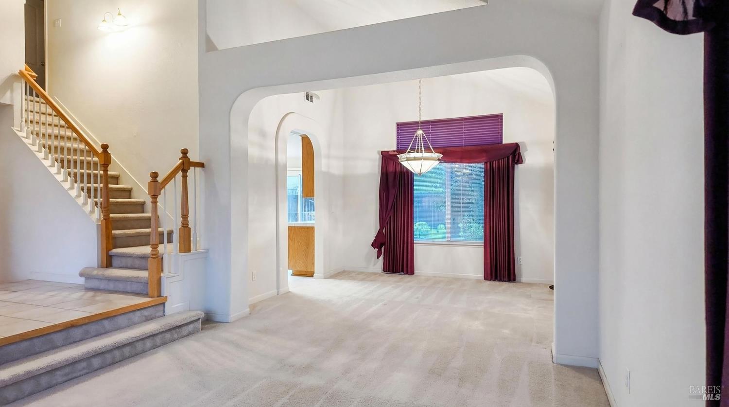 Detail Gallery Image 9 of 43 For 4124 Singletree Way, Fairfield,  CA 94533 - 5 Beds | 3 Baths