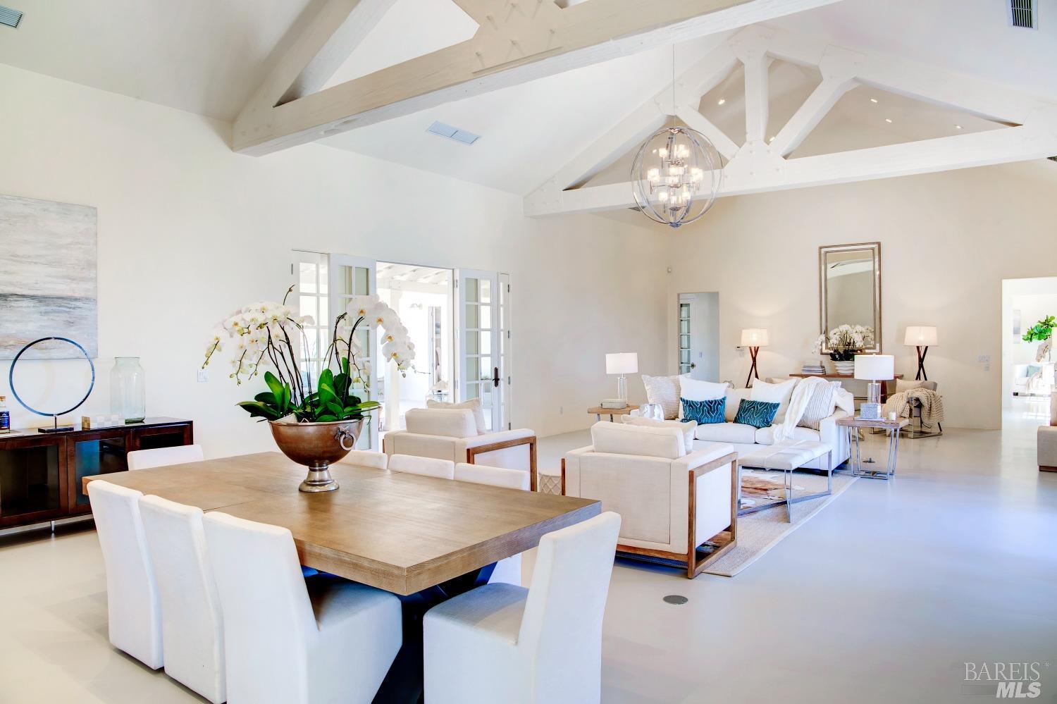 Detail Gallery Image 34 of 68 For 3630 Spring Mountain Rd, Saint Helena,  CA 94574 - 4 Beds | 4/2 Baths