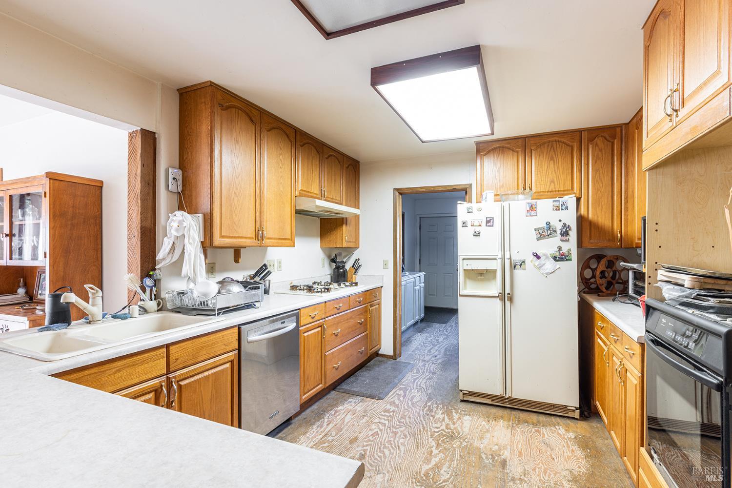 Detail Gallery Image 19 of 89 For 38555 Hauser Bridge Rd, Cazadero,  CA 95421 - 5 Beds | 2 Baths