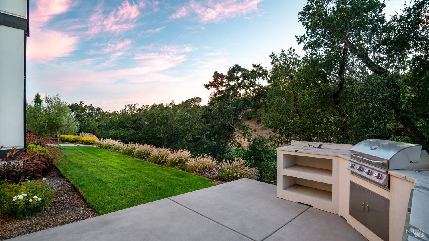 Detail Gallery Image 45 of 49 For 3735 Lakebriar Pl, Santa Rosa,  CA 95403 - 4 Beds | 4 Baths