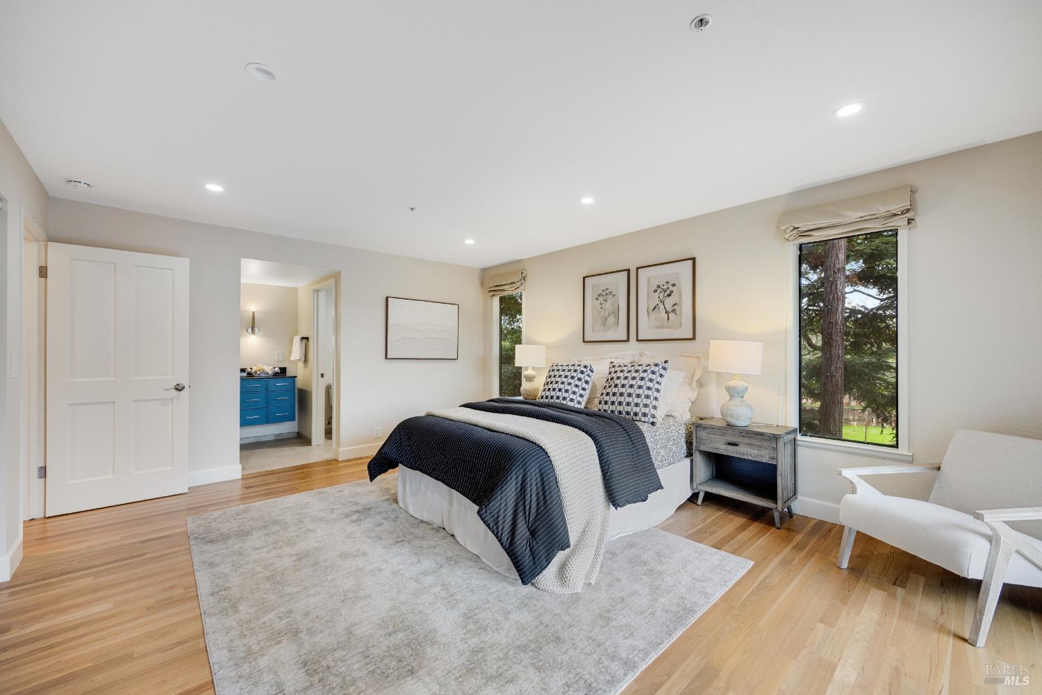 Detail Gallery Image 19 of 34 For 101 Garner Dr, Novato,  CA 94947 - 5 Beds | 4 Baths