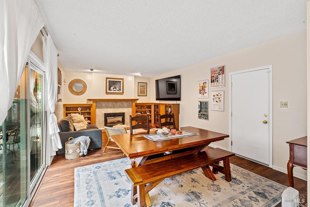 Detail Gallery Image 41 of 74 For 2635 Canterbury Dr, Santa Rosa,  CA 95405 - 3 Beds | 2 Baths