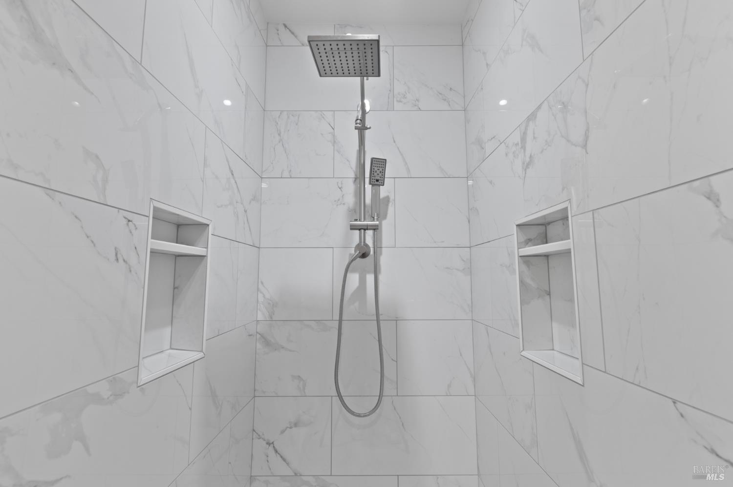 Detail Gallery Image 9 of 13 For 1017 Charter Oak Ave, Saint Helena,  CA 94574 - 2 Beds | 2 Baths