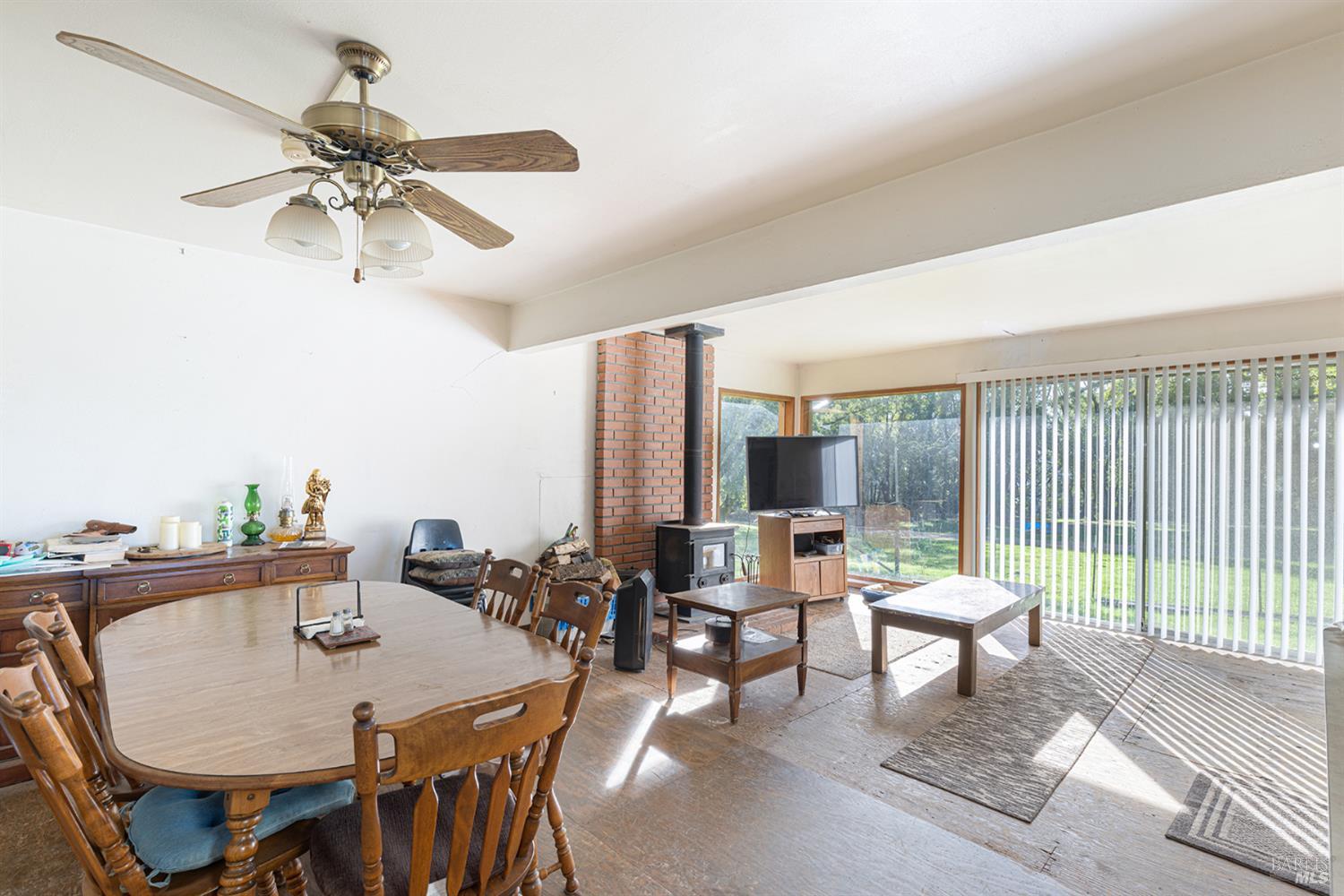 Detail Gallery Image 16 of 89 For 38555 Hauser Bridge Rd, Cazadero,  CA 95421 - 5 Beds | 2 Baths