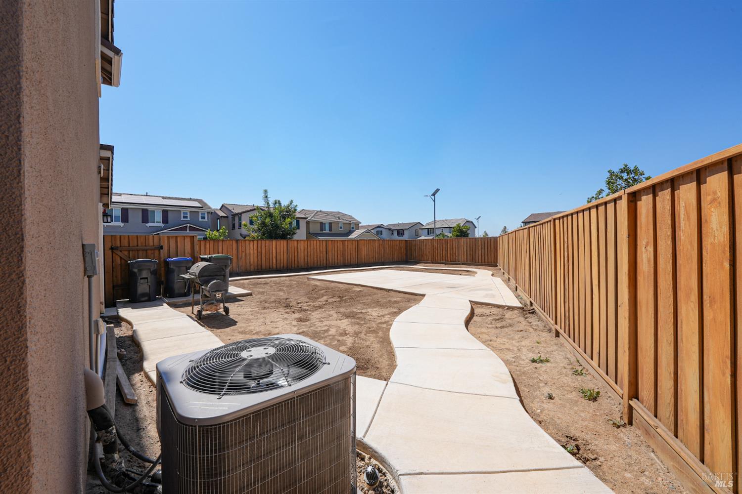 Detail Gallery Image 38 of 39 For 2612 Newberry St, Fairfield,  CA 94533 - 4 Beds | 3 Baths