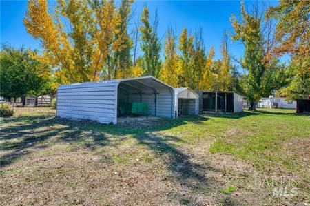 Detail Gallery Image 4 of 41 For 11694 Old Spruce Grove Rd, Lower Lake,  CA 95457 - 1 Beds | 1 Baths