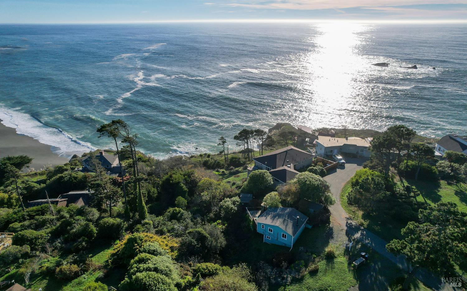 Detail Gallery Image 40 of 69 For 38882 Honey Run Ln, Gualala,  CA 95445 - 1 Beds | 1 Baths