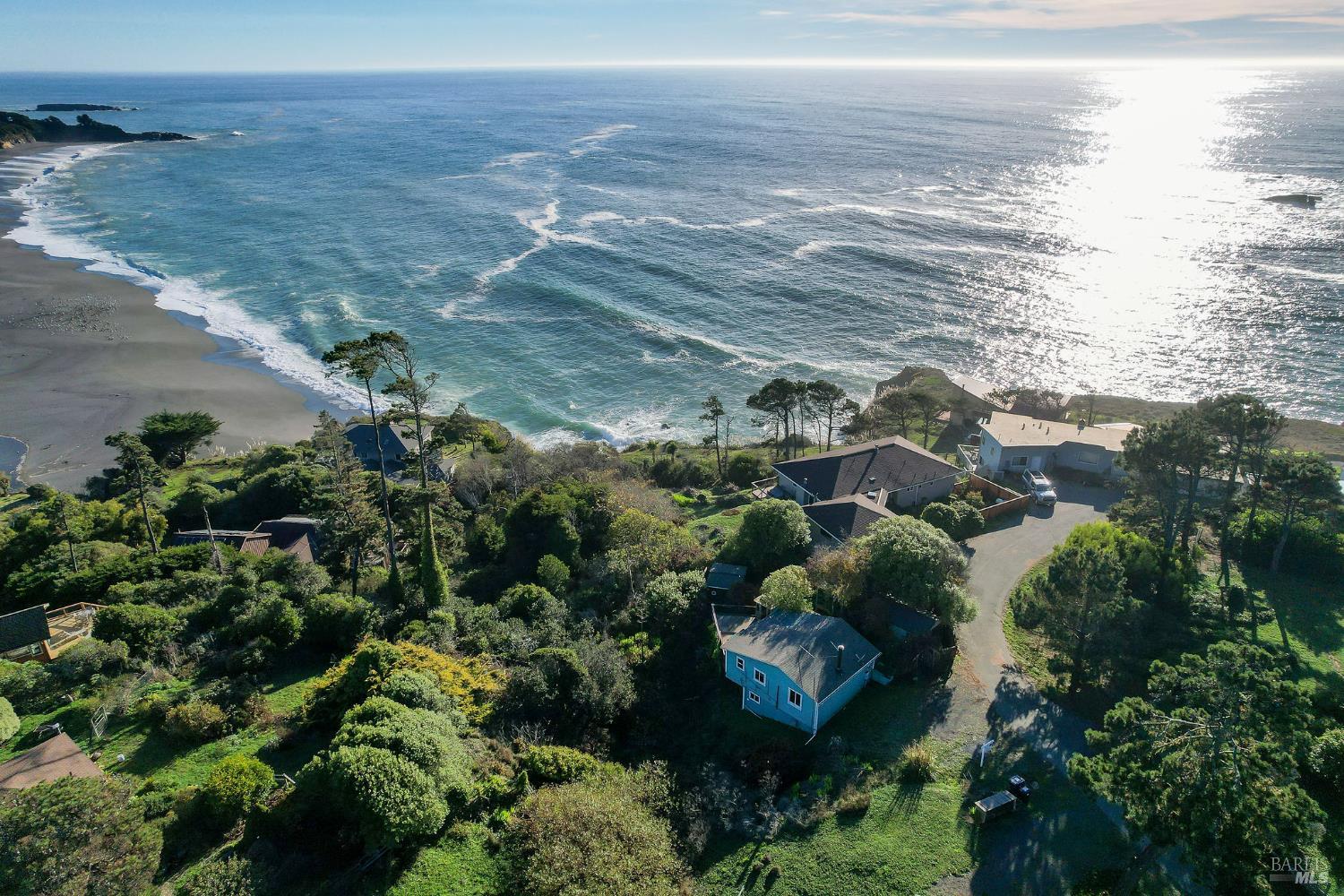 Detail Gallery Image 39 of 69 For 38882 Honey Run Ln, Gualala,  CA 95445 - 1 Beds | 1 Baths