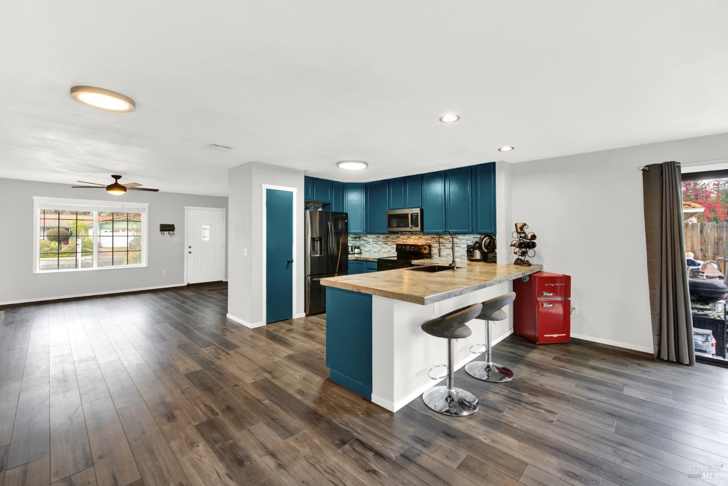 Detail Gallery Image 18 of 68 For 292 Woolner Ct, Fairfield,  CA 94533 - 3 Beds | 2 Baths