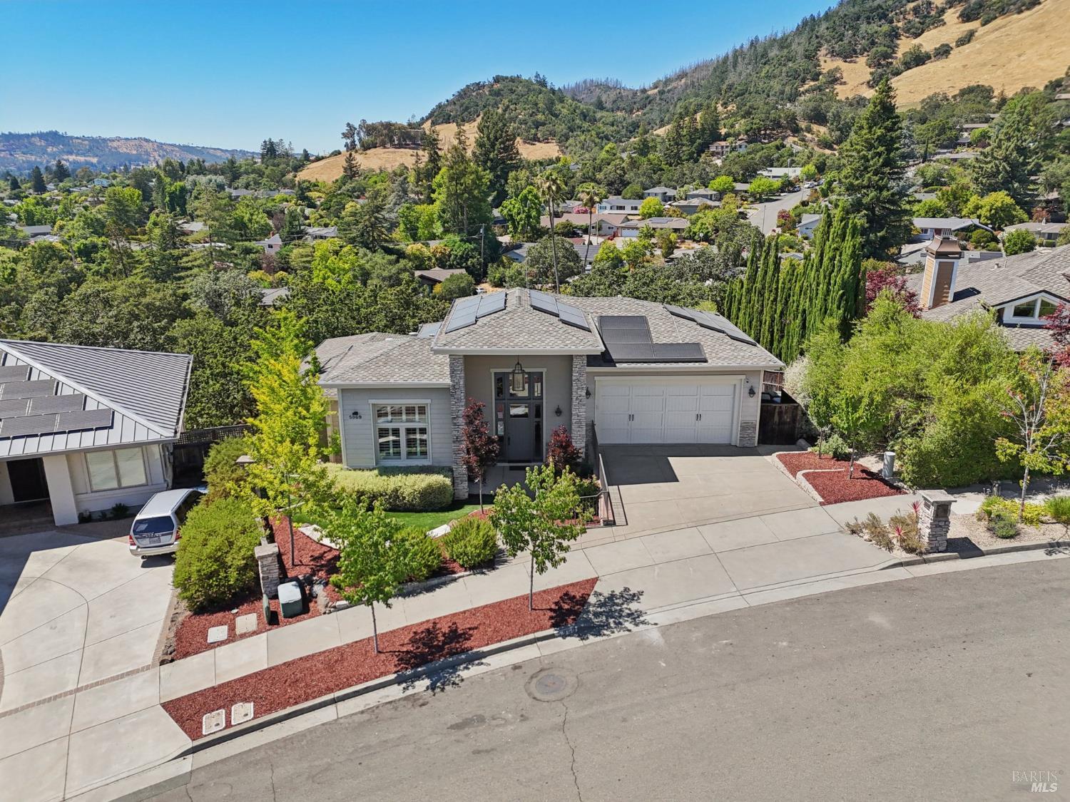 Detail Gallery Image 2 of 70 For 5969 Vista Rdgs, Santa Rosa,  CA 95409 - 5 Beds | 3/1 Baths