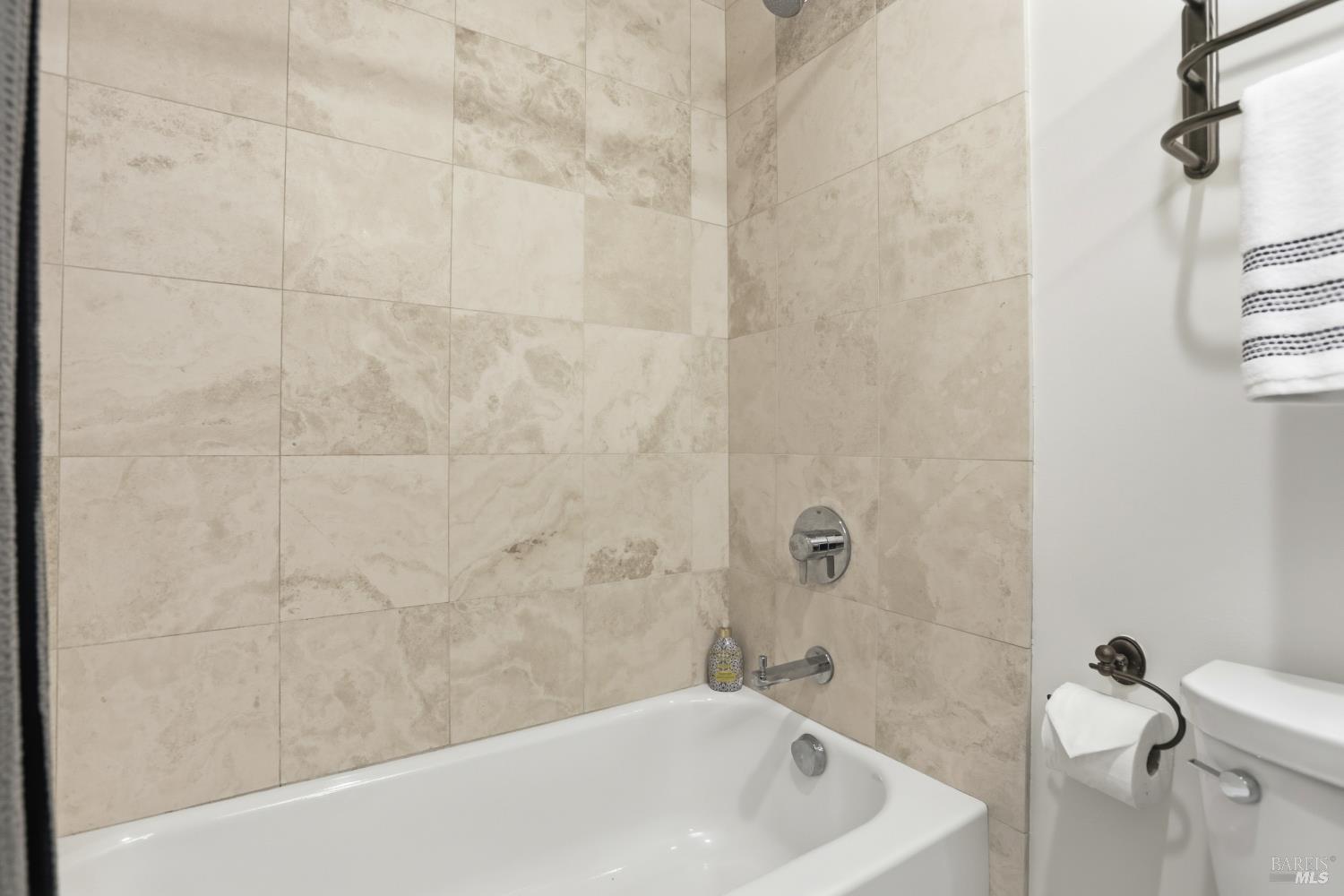 Detail Gallery Image 27 of 44 For 944 via Casitas Unkn, Greenbrae,  CA 94904 - 2 Beds | 2 Baths