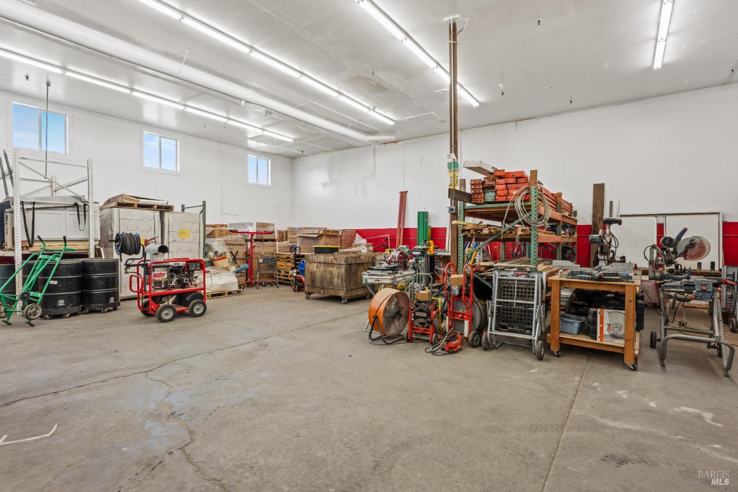 Detail Gallery Image 9 of 19 For 902 Waugh Ln, Ukiah,  CA 95482 - – Beds | – Baths