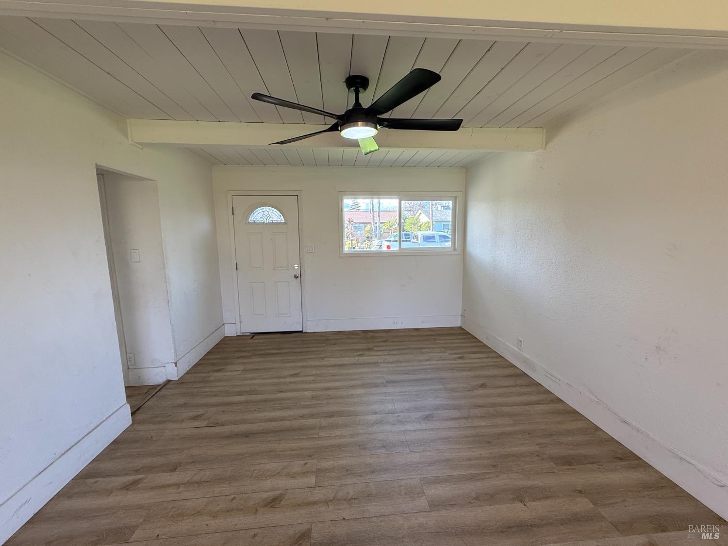 Detail Gallery Image 6 of 14 For 1106 Van Buren St, Fairfield,  CA 94533 - 3 Beds | 1 Baths