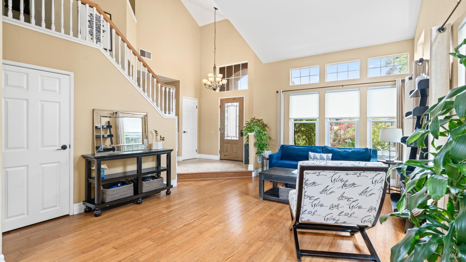 Detail Gallery Image 7 of 49 For 362 Allen Way, Benicia,  CA 94510 - 4 Beds | 3 Baths