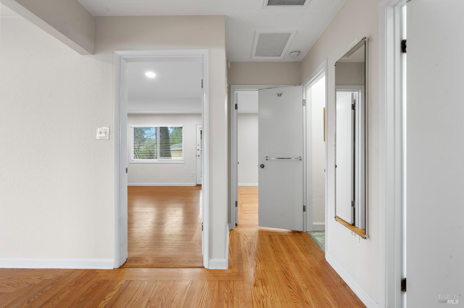 Detail Gallery Image 32 of 50 For 1 Griggs Ln, Napa,  CA 94558 - 2 Beds | 1/1 Baths