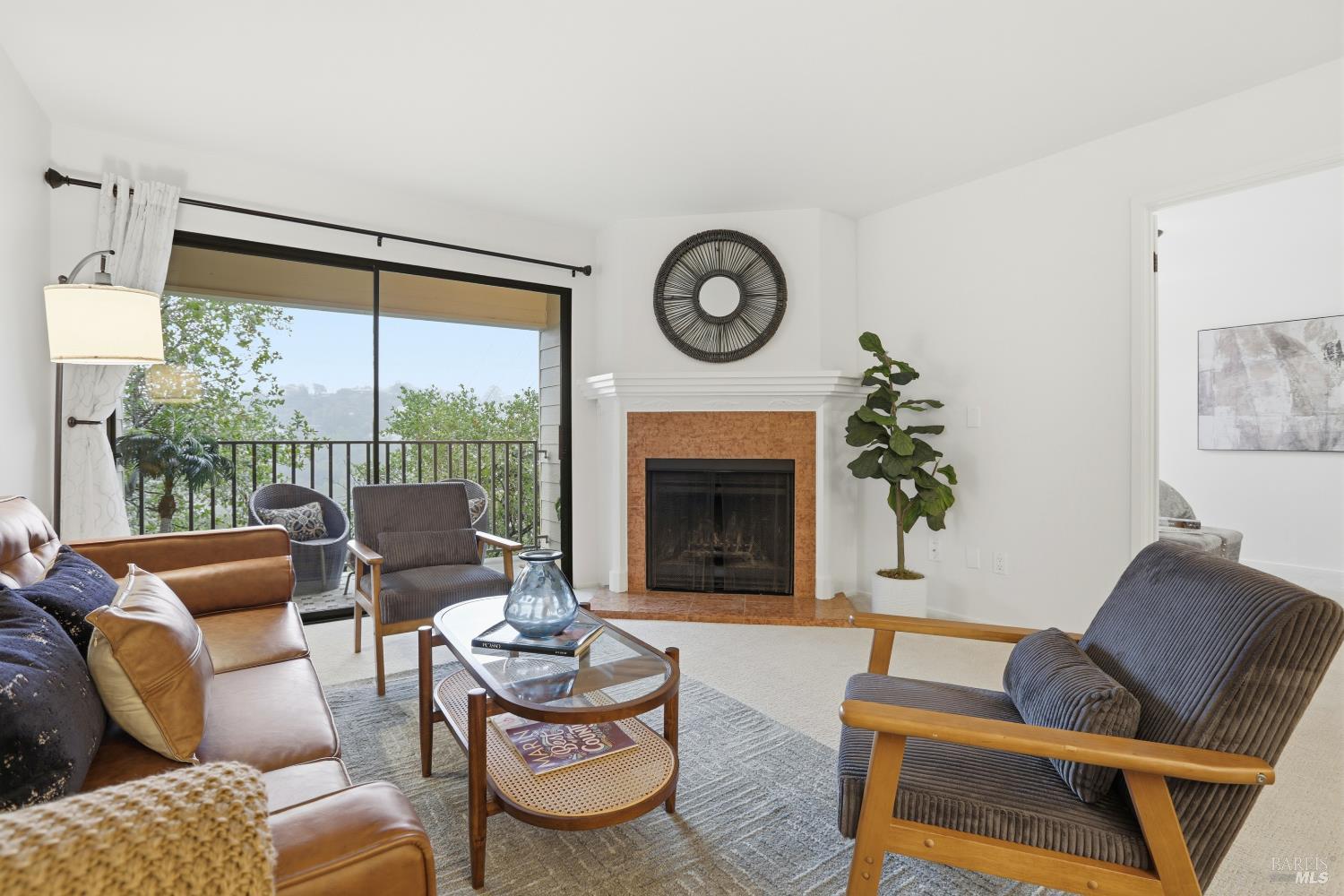 Detail Gallery Image 5 of 44 For 944 via Casitas Unkn, Greenbrae,  CA 94904 - 2 Beds | 2 Baths