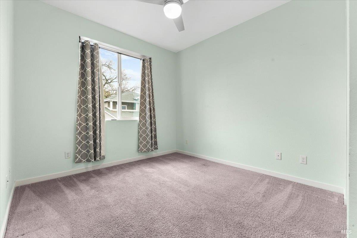 Detail Gallery Image 18 of 30 For 309 Sejong Ln, Santa Rosa,  CA 95403 - 3 Beds | 2/1 Baths