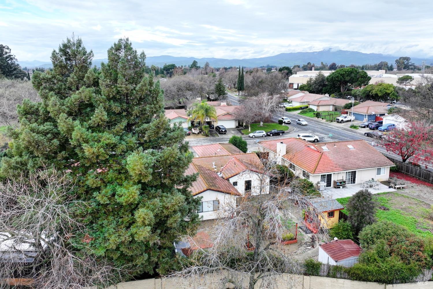 Detail Gallery Image 50 of 68 For 292 Woolner Ct, Fairfield,  CA 94533 - 3 Beds | 2 Baths