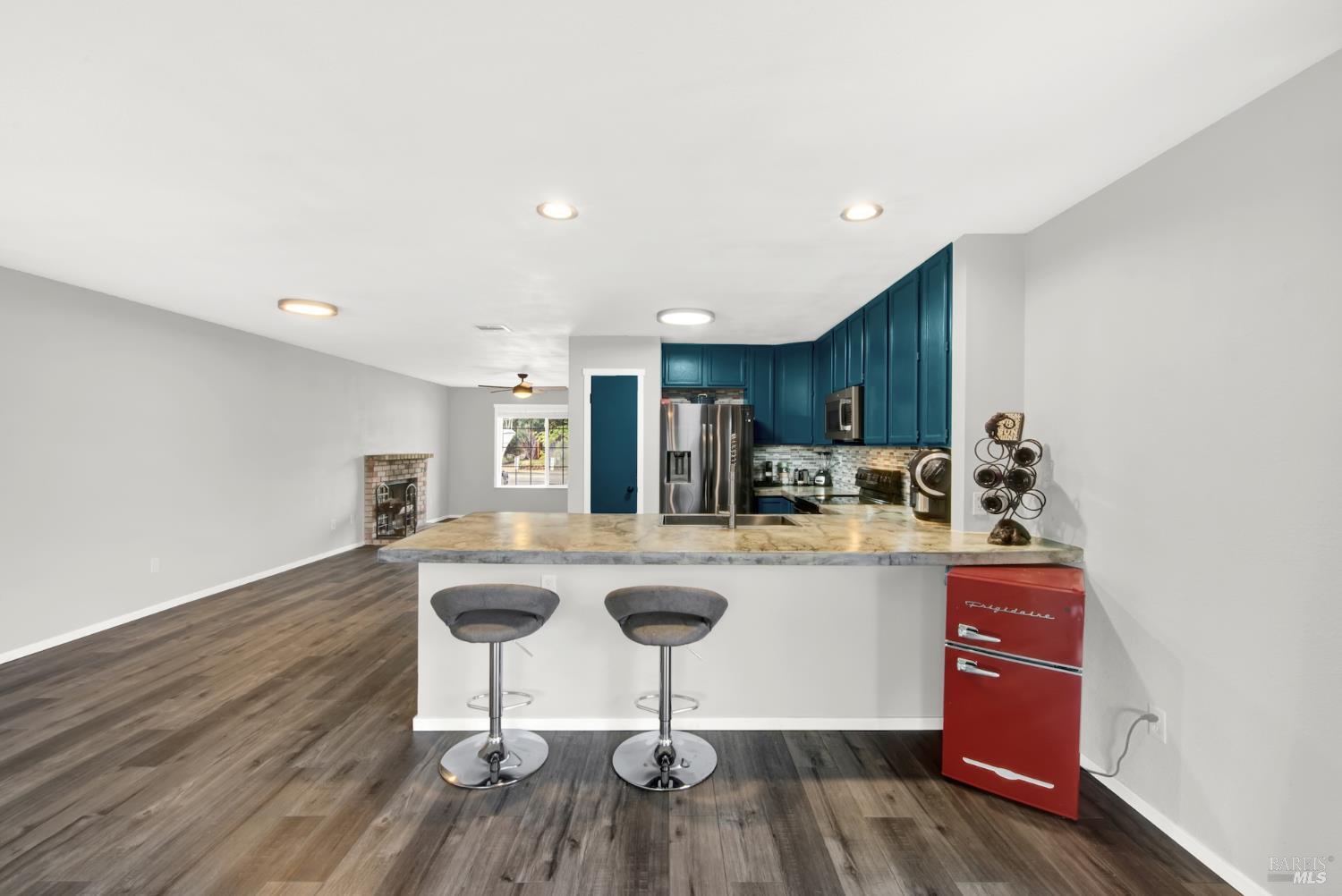 Detail Gallery Image 19 of 68 For 292 Woolner Ct, Fairfield,  CA 94533 - 3 Beds | 2 Baths