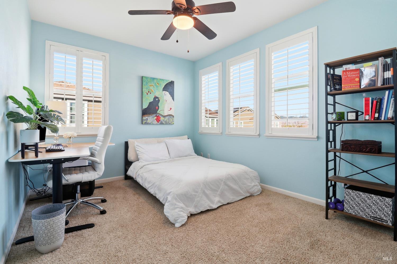 Detail Gallery Image 29 of 52 For 586 Sapphire St, Petaluma,  CA 94952 - 5 Beds | 3 Baths