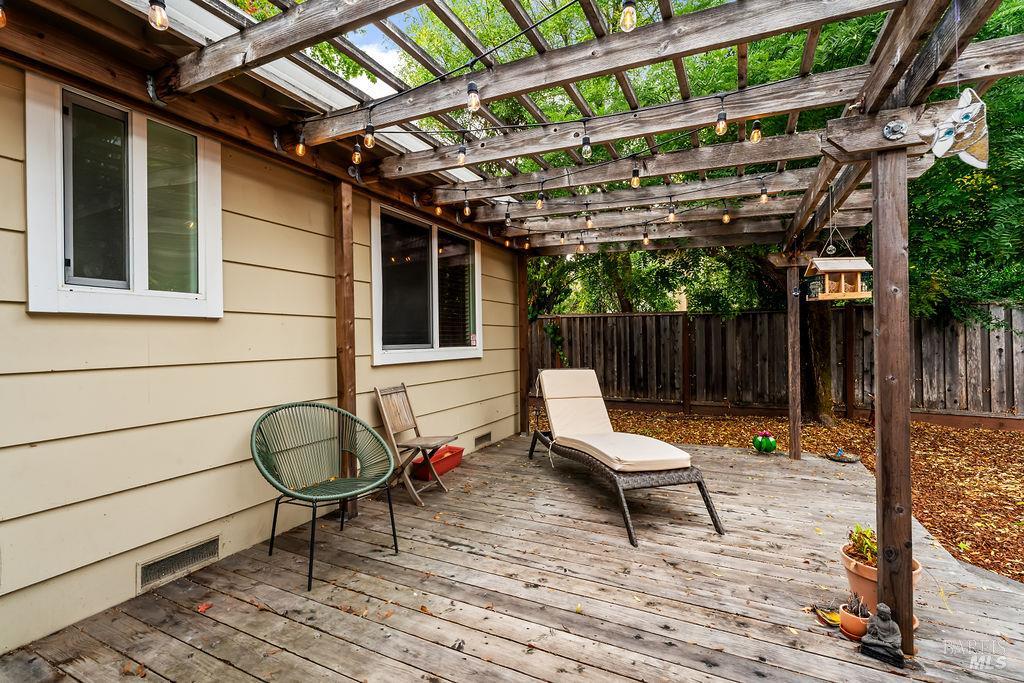 Detail Gallery Image 50 of 74 For 2635 Canterbury Dr, Santa Rosa,  CA 95405 - 3 Beds | 2 Baths