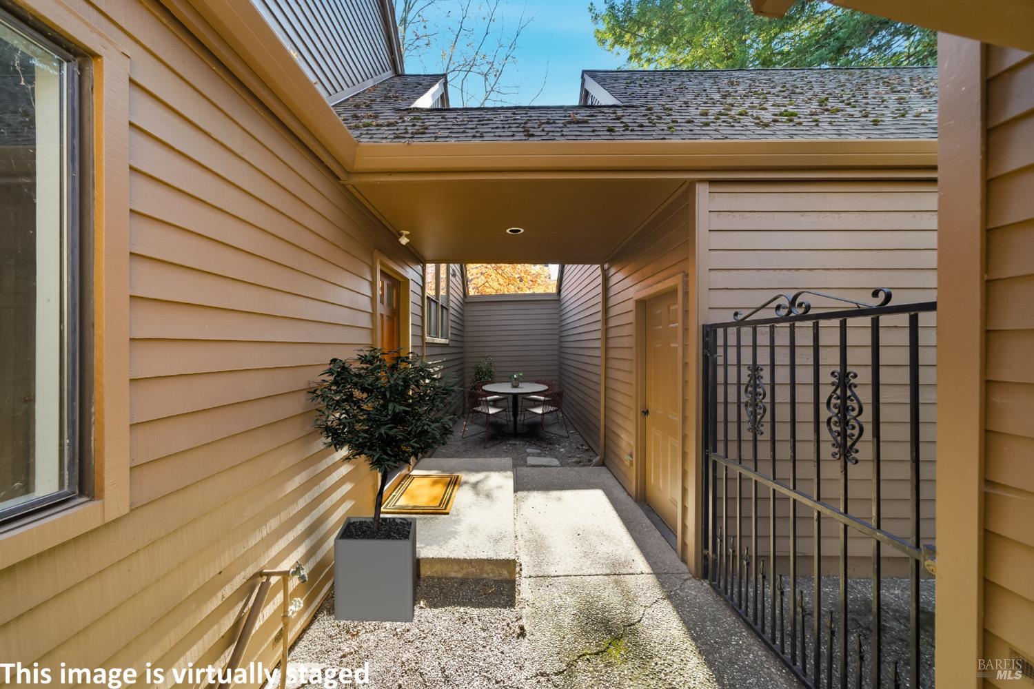 Detail Gallery Image 5 of 40 For 3316 Parker Hill Rd, Santa Rosa,  CA 95404 - 2 Beds | 1/1 Baths