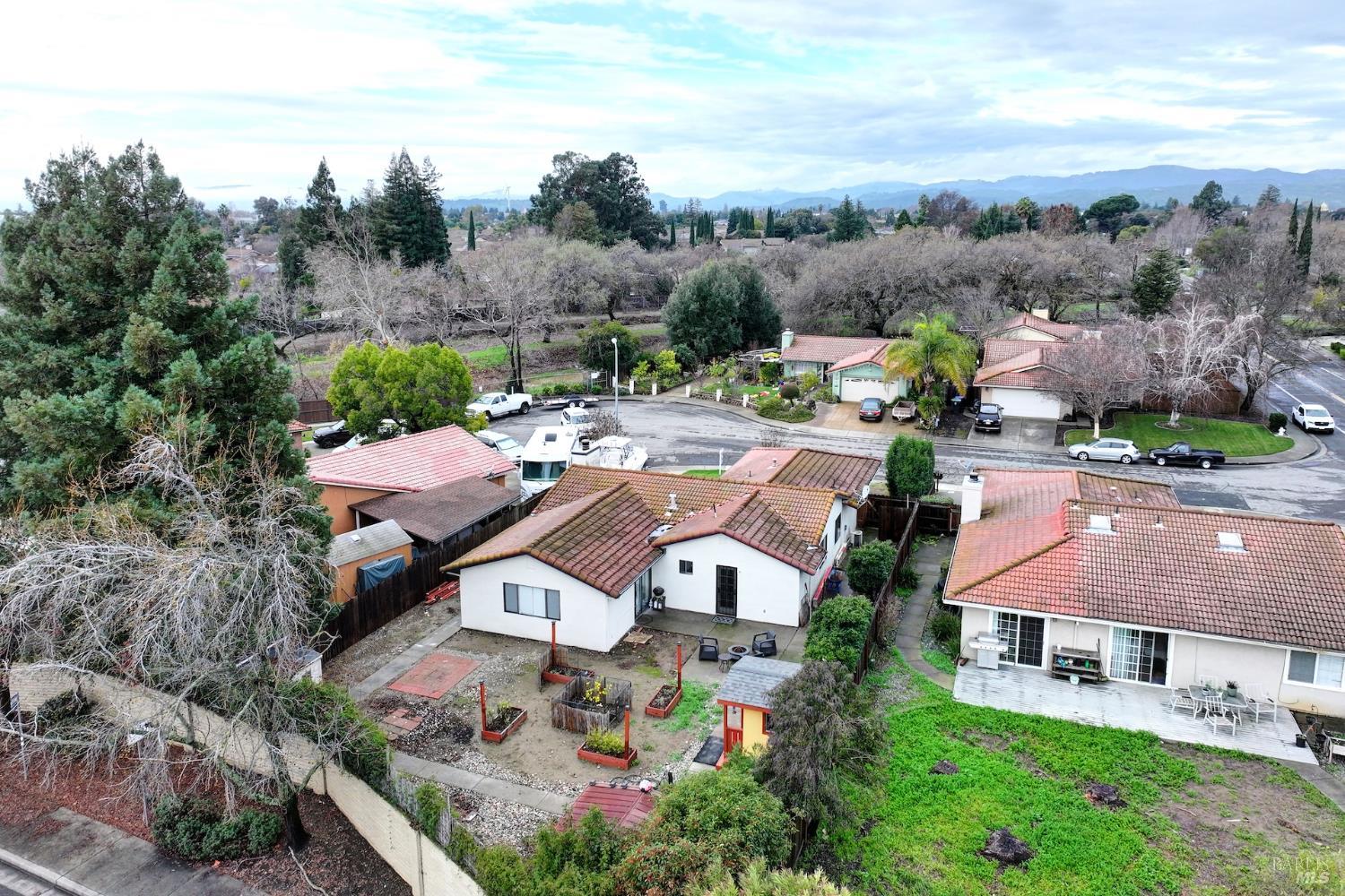 Detail Gallery Image 48 of 68 For 292 Woolner Ct, Fairfield,  CA 94533 - 3 Beds | 2 Baths