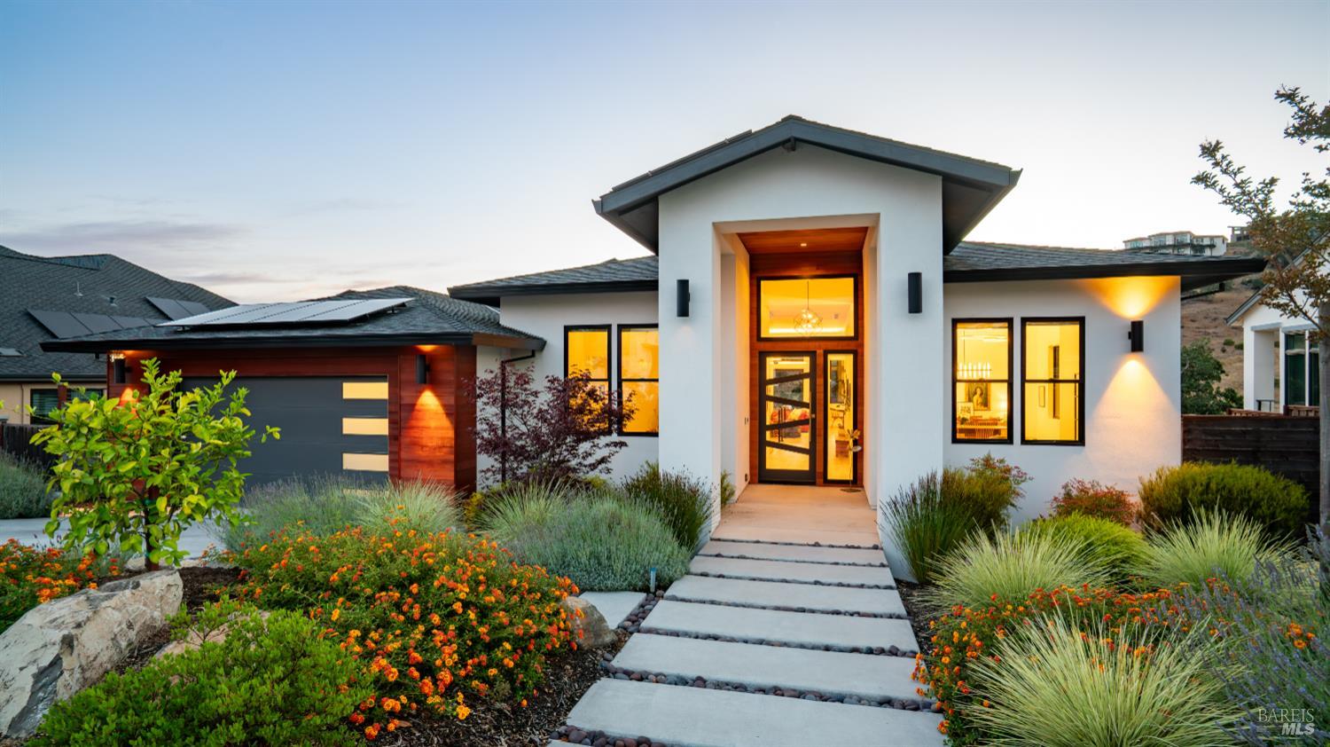 Detail Gallery Image 2 of 49 For 3735 Lakebriar Pl, Santa Rosa,  CA 95403 - 4 Beds | 4 Baths