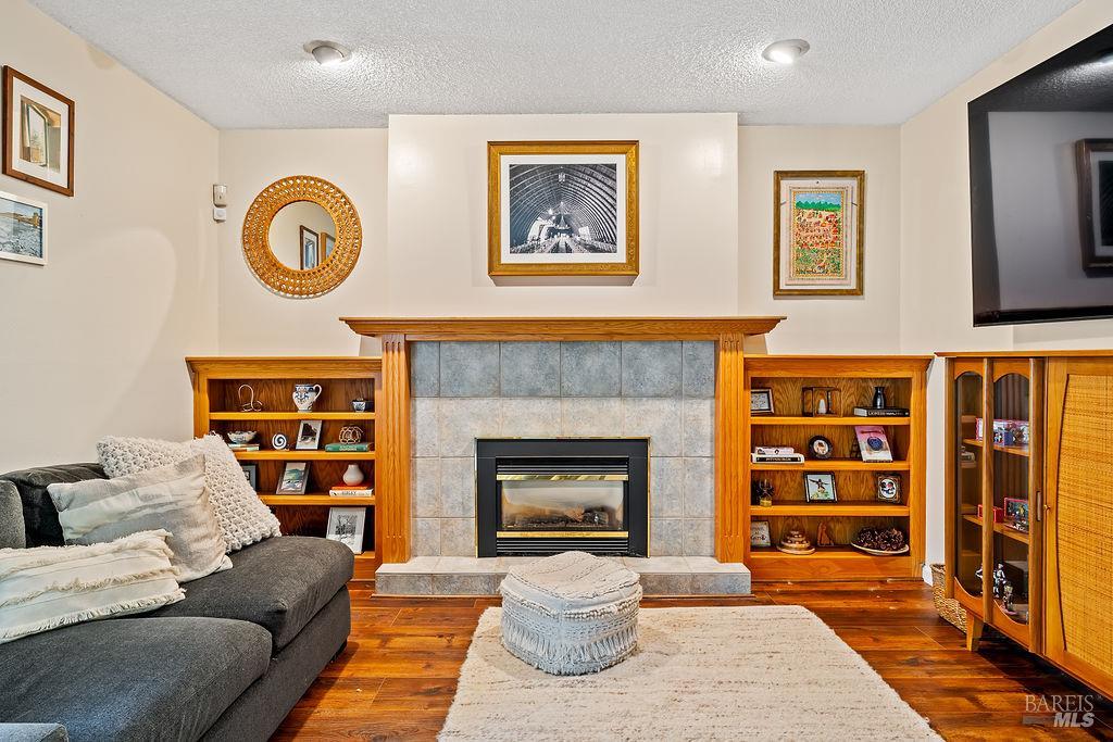 Detail Gallery Image 43 of 74 For 2635 Canterbury Dr, Santa Rosa,  CA 95405 - 3 Beds | 2 Baths