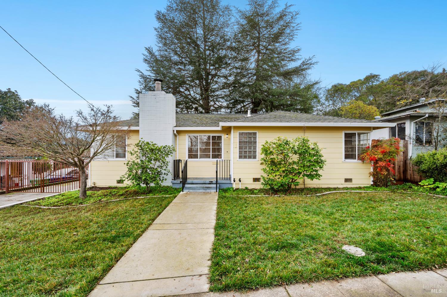 Detail Gallery Image 12 of 50 For 1 Griggs Ln, Napa,  CA 94558 - 2 Beds | 1/1 Baths