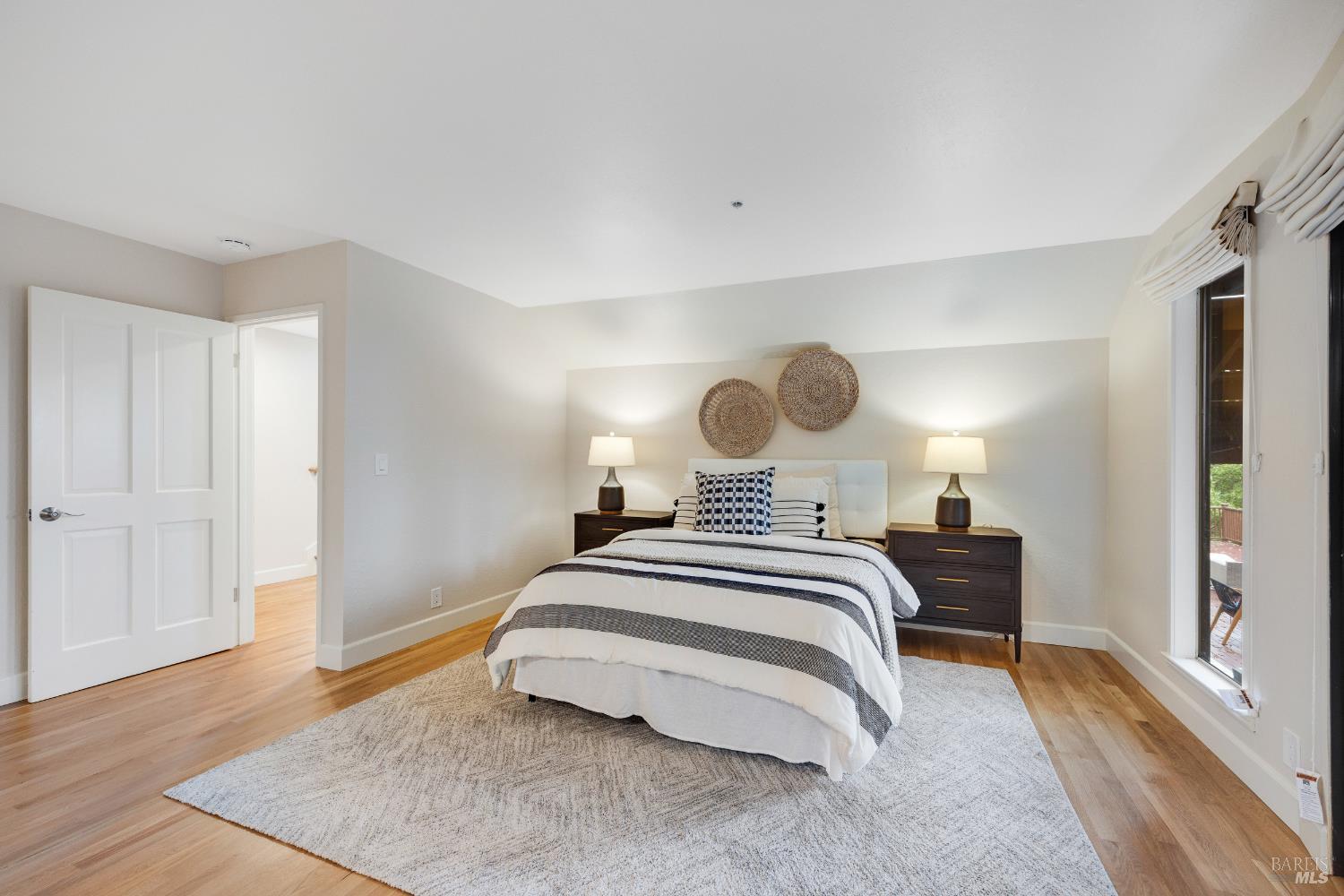 Detail Gallery Image 12 of 34 For 101 Garner Dr, Novato,  CA 94947 - 5 Beds | 4 Baths