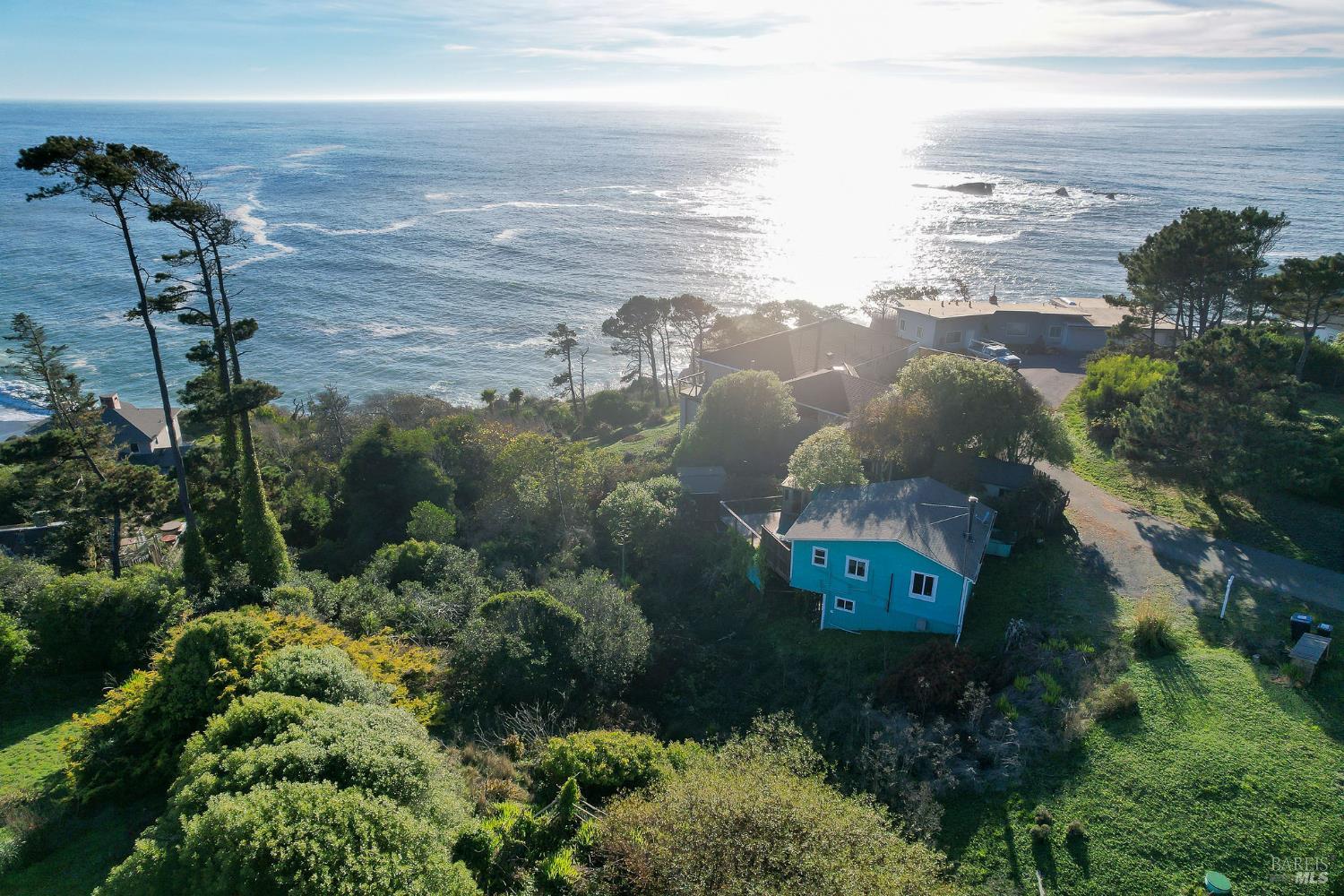 Detail Gallery Image 60 of 69 For 38882 Honey Run Ln, Gualala,  CA 95445 - 1 Beds | 1 Baths