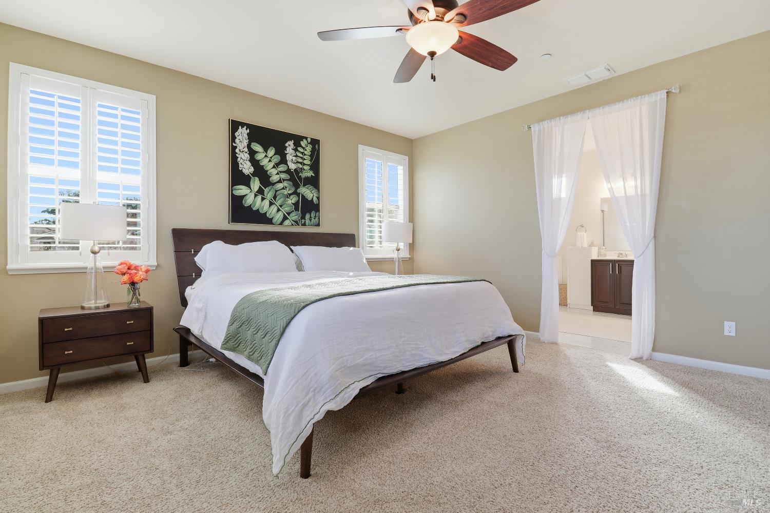 Detail Gallery Image 26 of 52 For 586 Sapphire St, Petaluma,  CA 94952 - 5 Beds | 3 Baths