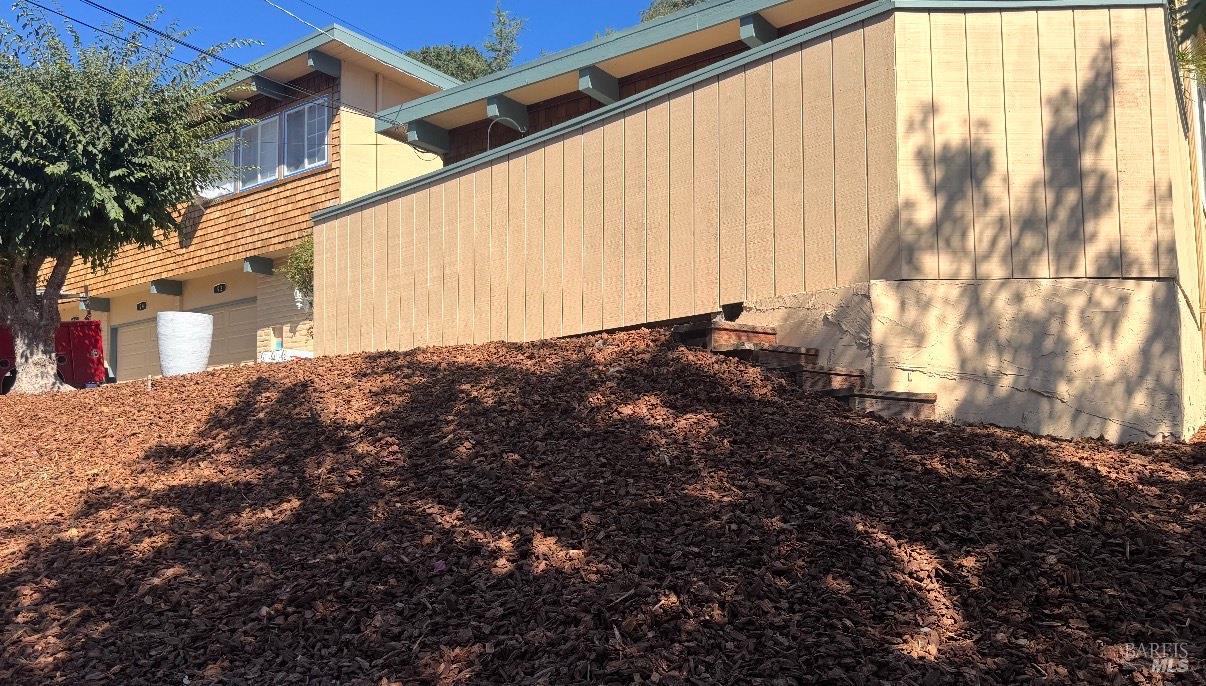 Detail Gallery Image 3 of 17 For 92 Elizabeth Way, San Rafael,  CA 94901 - 0 Beds | 0 Baths