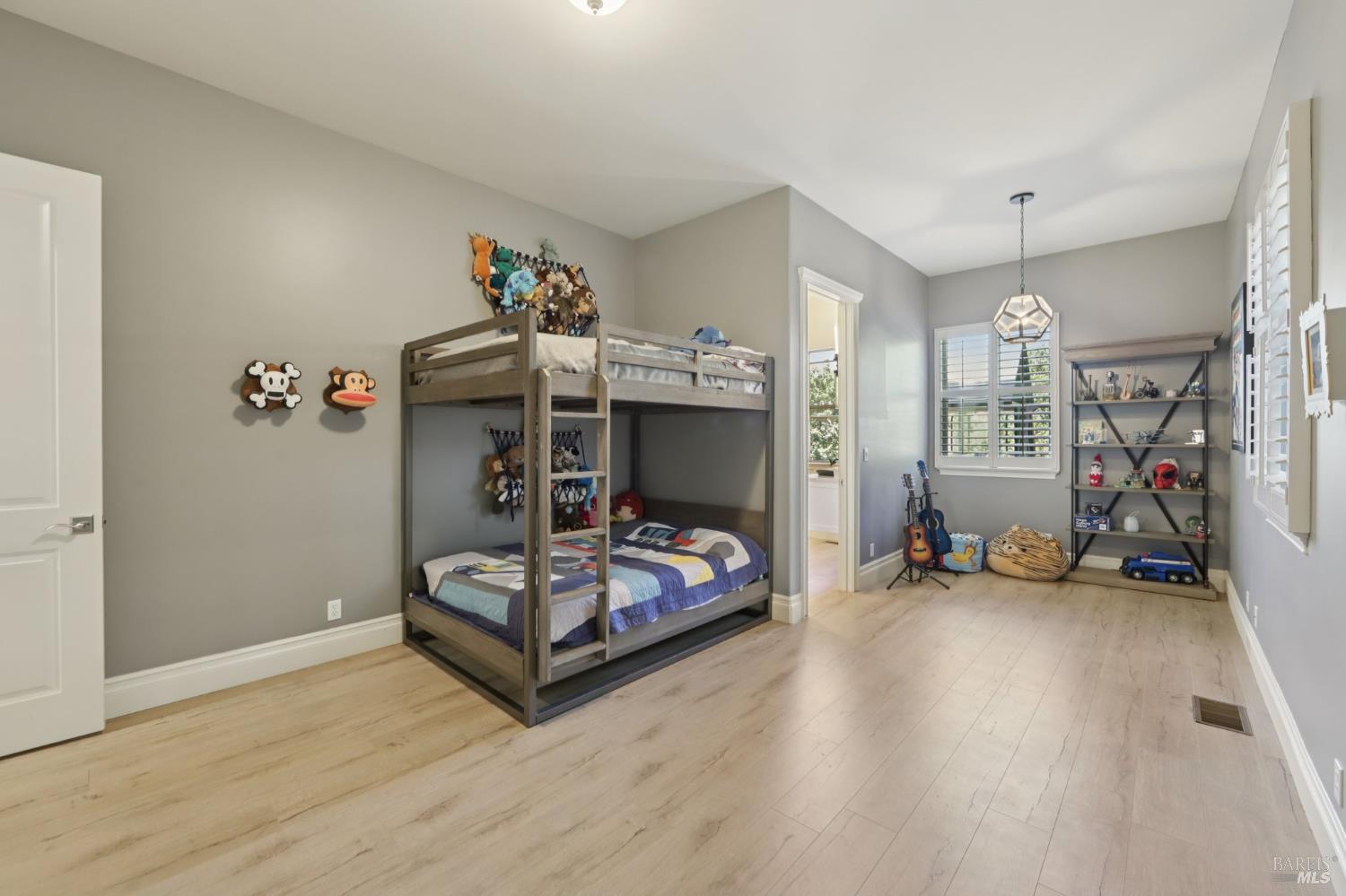 Detail Gallery Image 51 of 70 For 5969 Vista Rdgs, Santa Rosa,  CA 95409 - 5 Beds | 3/1 Baths