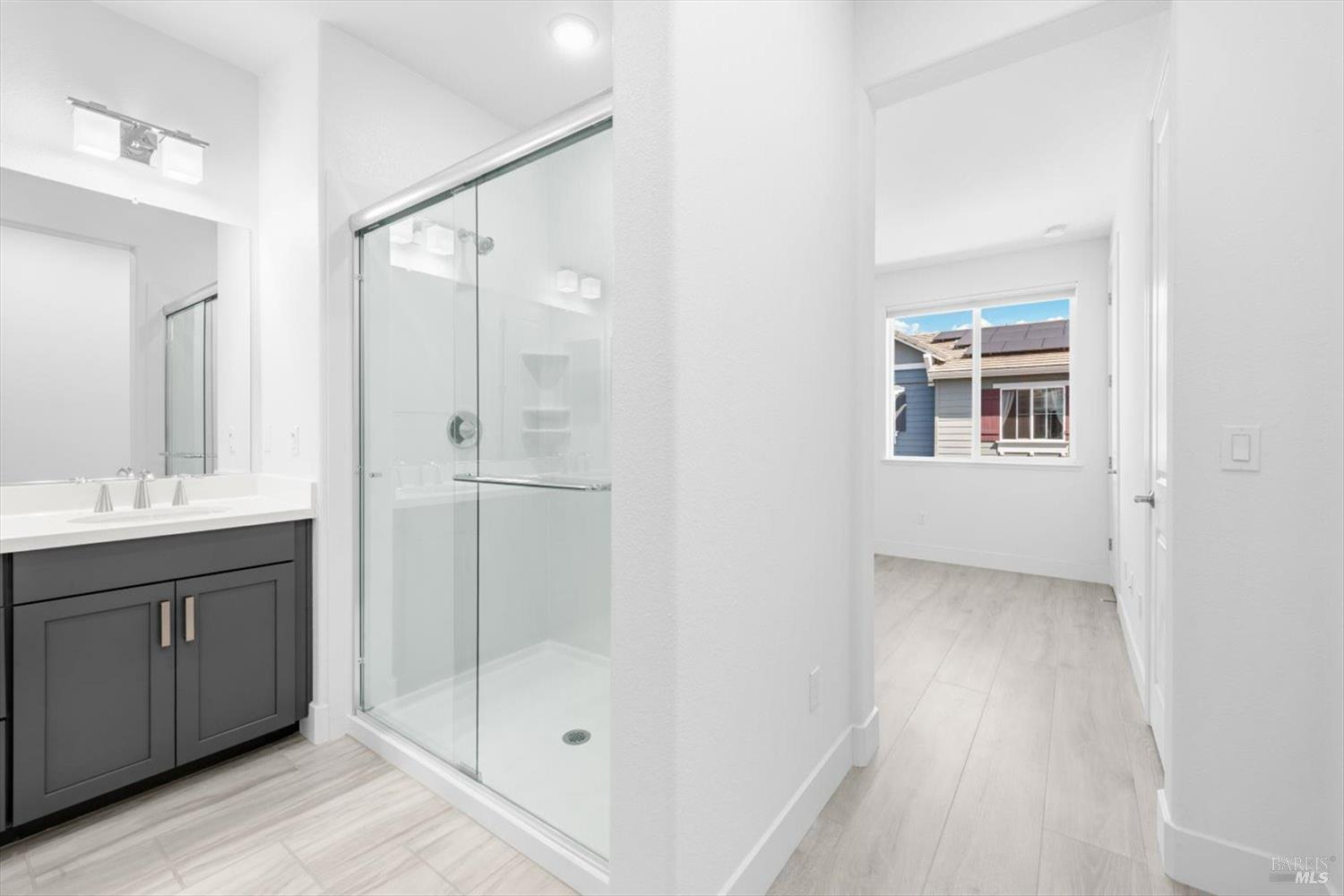 Detail Gallery Image 16 of 24 For 339 Pear Tree Ter #C,  Napa,  CA 94558 - 3 Beds | 3 Baths