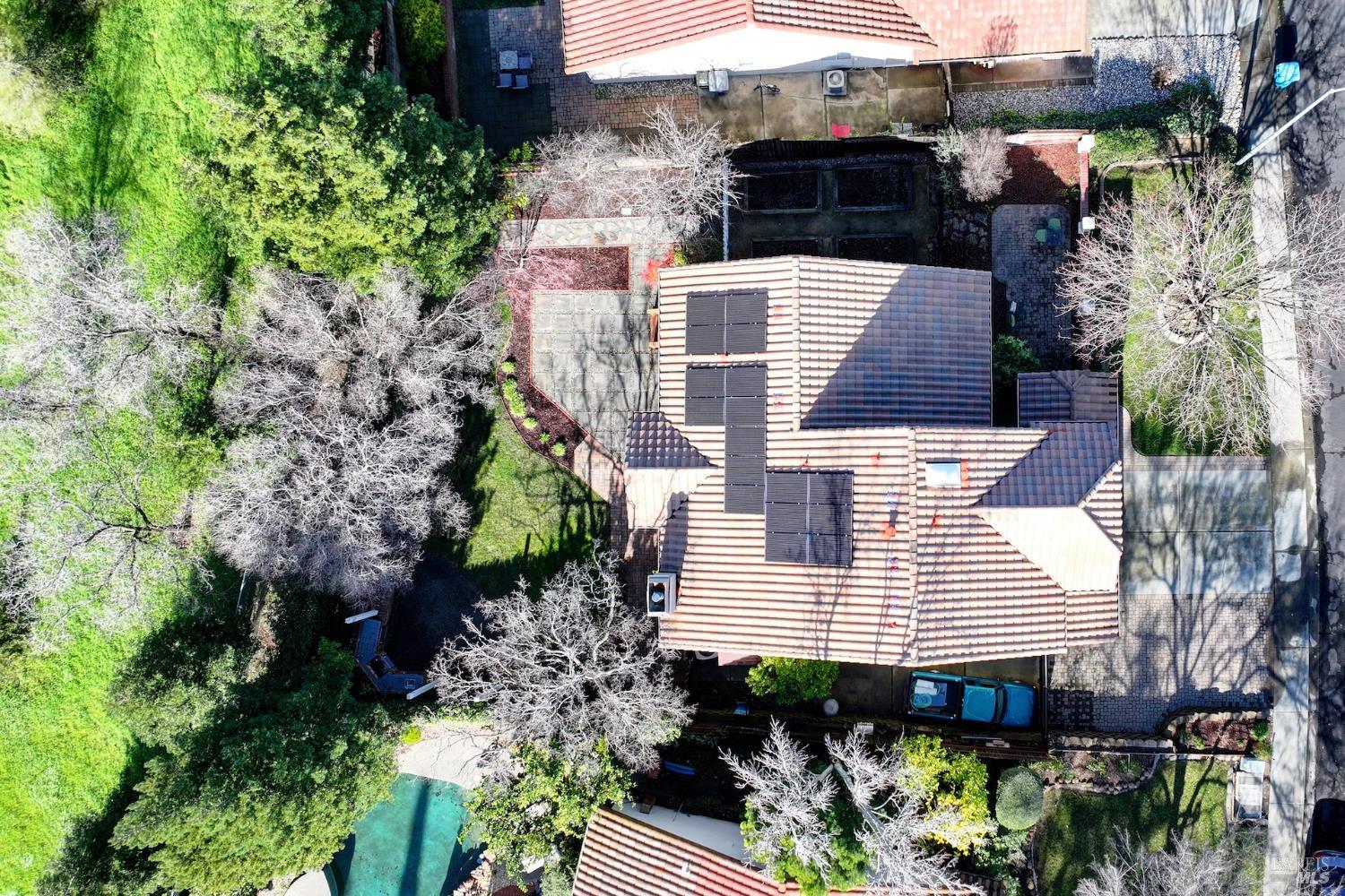 Detail Gallery Image 69 of 93 For 318 Kilgarvan Ct, Vacaville,  CA 95688 - 4 Beds | 3 Baths