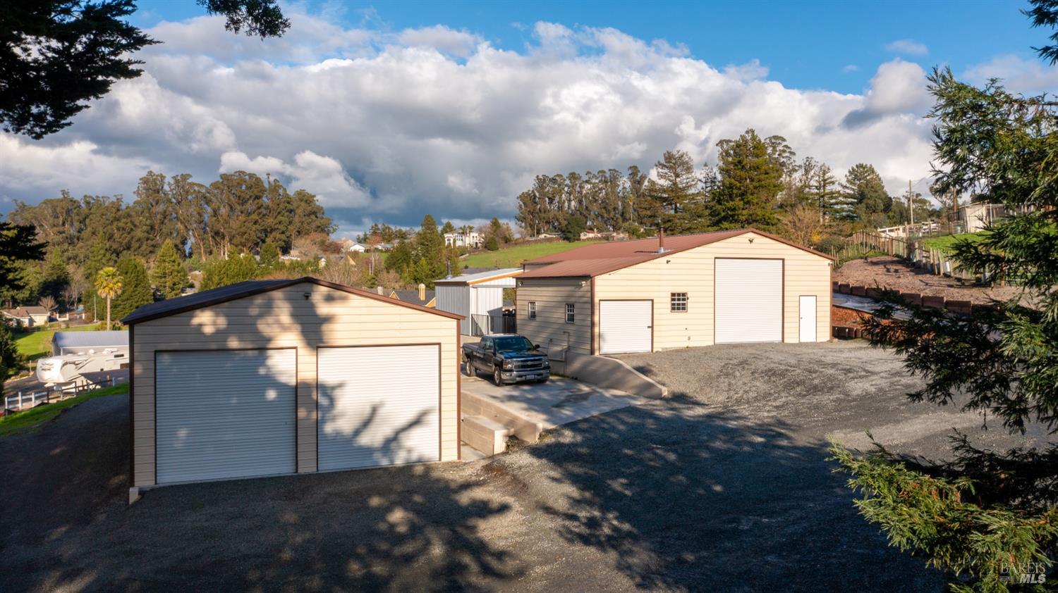 Detail Gallery Image 3 of 57 For 9130 Water Rd, Cotati,  CA 94931 - 3 Beds | 2/1 Baths